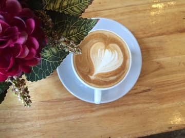 ลาเต้ร้อน