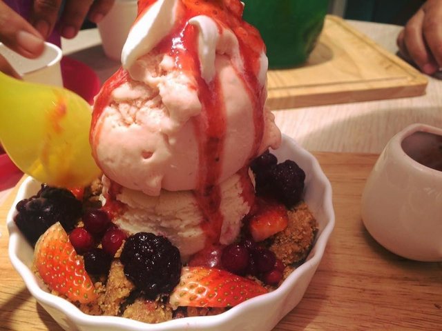 Cotton Candy Tree Strawberry