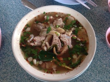 ต้มแซ่บกระดูกหมูอ่อน