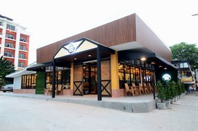 Picnic Garden (ปิคนิค การ์เด้น)