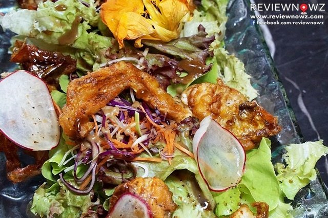 สลัดปูนิ่ม