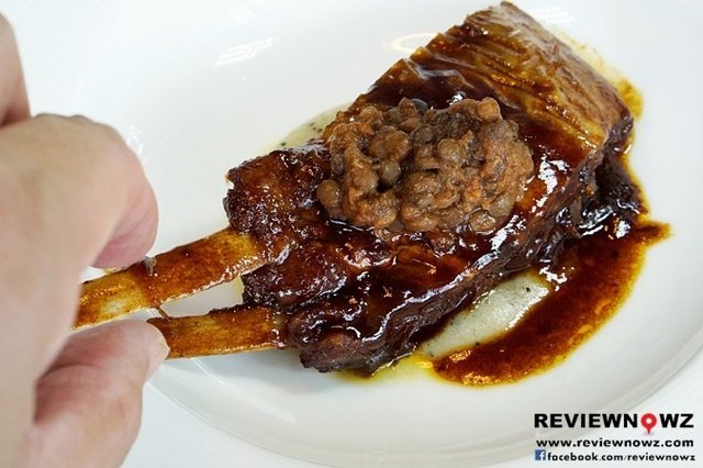 Slow cooked lamb ribs