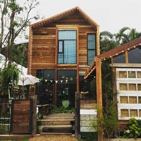 Twosons Cafe (ทูซัน คาเฟ่)