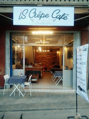 Is Crepe Cafe'