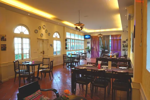 ภายในร้านกอบัว ภูเก็ต