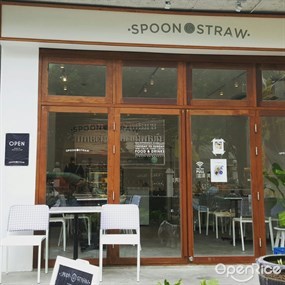 Spoon & Straw