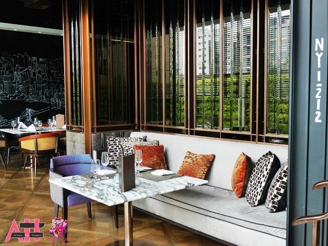 บรรยากาศในห้องอาหาร