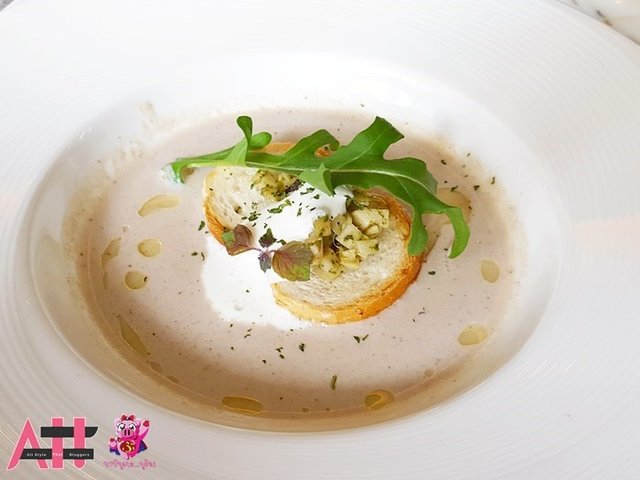 Porcini Cappuccino Soup