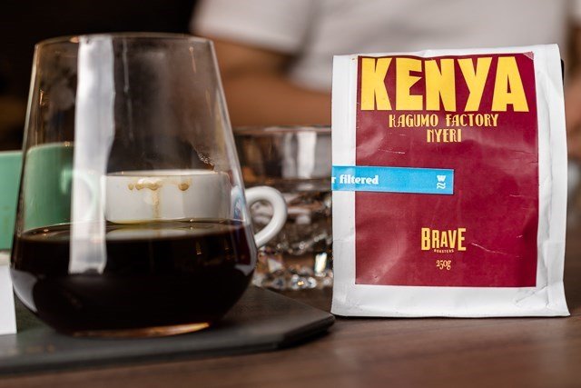 Hand drip of Kenya Kagumo Factory, Nyeri