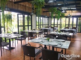 Lemongrass Kitchen & Garden