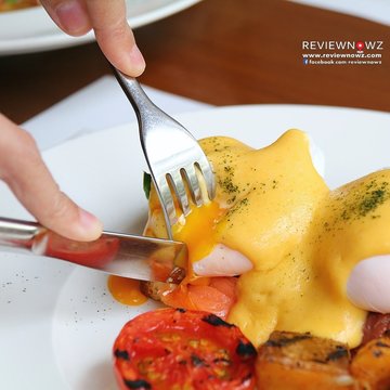 Eggs Benedict