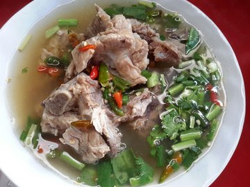 เล้งแซบ