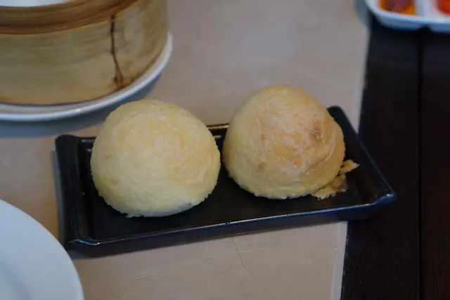 ซาลาเปาอบไส้หมูแดง