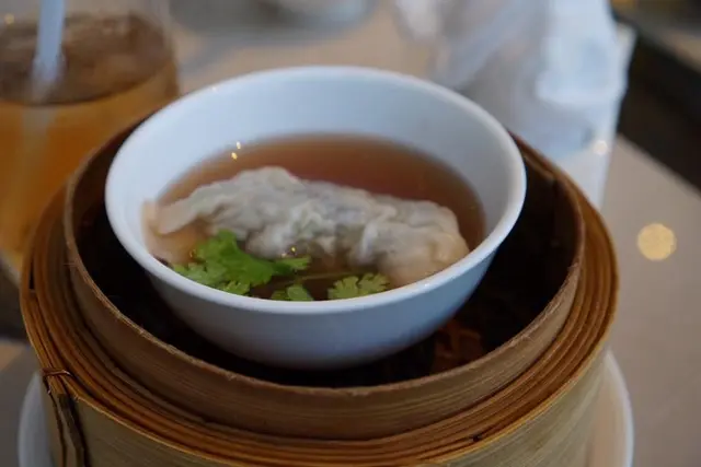 เกี๊ยวน้ำชา 