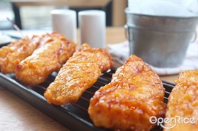 BonChon Chicken (บอนชอน ชิคเก้น)