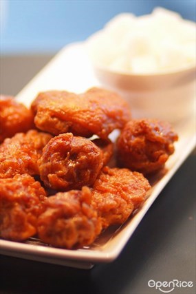 BonChon Chicken (บอนชอน ชิคเก้น)