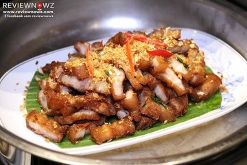 หมูสามชั้นทอด 