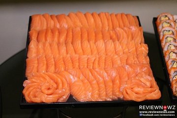  แซลมอนซาซิมิ