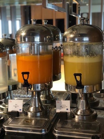 น้ำส้มคั้น  น้ำสัปปะรด