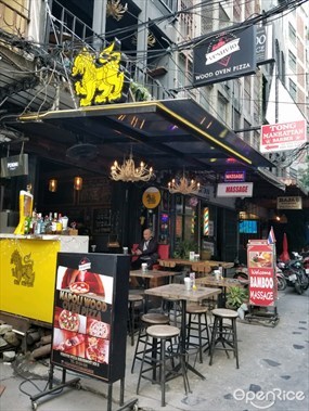 Vesuvio Pizza & Restaurant