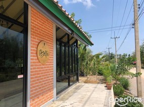 Padfa Cafe and Veggie