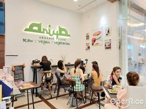 Ariya Organic Cafe