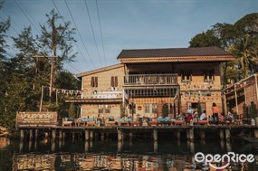 Baan Ta Klua