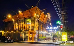 Galley Bar & Restaurant (กาเล่)