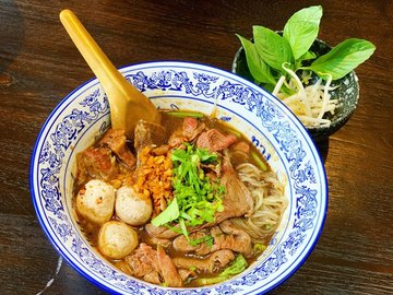 Sliced Australian Wagyu Ribeye, Beef Balls, Braised Shank & Tendon Thai Boat Noodles (澳洲和牛肋眼牛肉片、牛肉丸、炖牛肉及牛筋泰式船面）