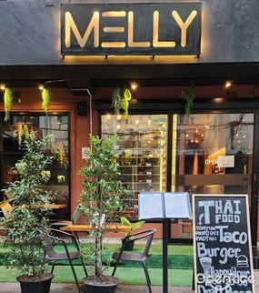 Melly Restaurant