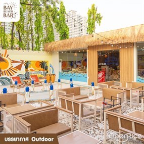 BAY beach bar & cafe