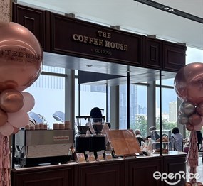 The Coffee House by DoiTung