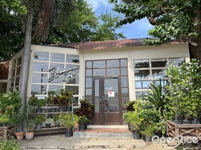 Blomma Cafe