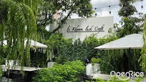 Le Khwam Luck Cafe Bar and Restaurant (เลอความลัค)