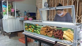 เปาะเปี๊ยะสดกงม่า & ก๋วยเตี๋ยวเป็ดเจ้เฮี้ยง