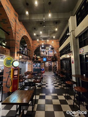 Man & Machine Cafe