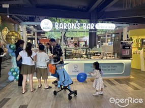 Baron’s Bar by The Cheese Baron