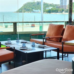 Fomo Brunch & Dining